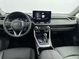 Toyota RAV4 (2023) thumbnail 4