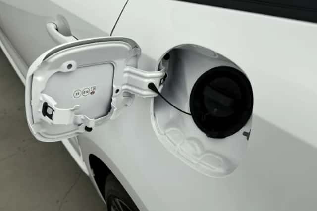 Toyota Corolla_Touring_Sports (2026) thumbnail 6