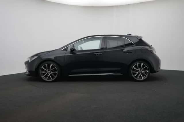 Toyota Corolla (2023) thumbnail 3