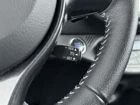 Toyota Yaris (2019) thumbnail 14
