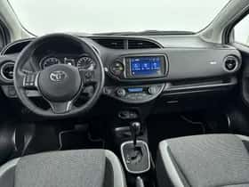 Toyota Yaris (2019) thumbnail 4