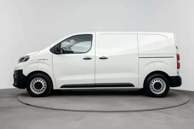 Toyota Proace (2025) thumbnail 3