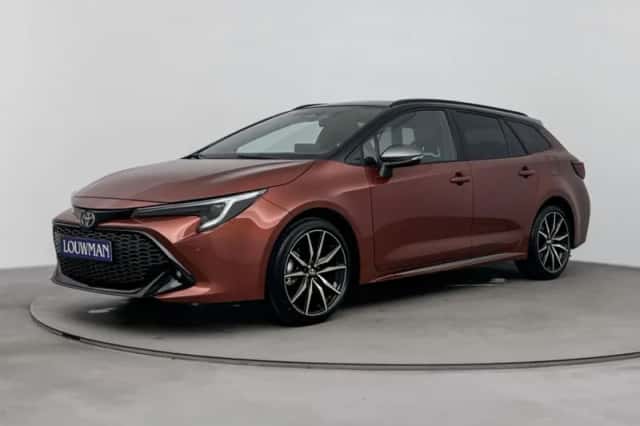 Toyota Corolla_Touring_Sports (2025) thumbnail 1