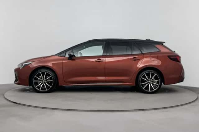 Toyota Corolla_Touring_Sports (2025) thumbnail 3