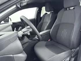 Toyota C-HR (2025) thumbnail 16