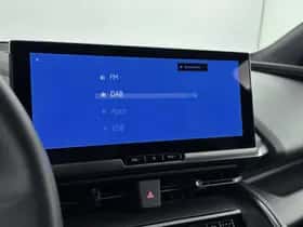 Toyota C-HR (2025) thumbnail 24