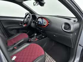Toyota Aygo (2023) thumbnail 5