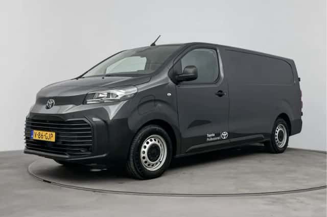 Toyota Proace (2024) thumbnail 1