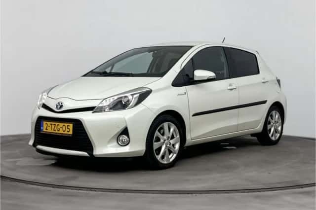 Toyota Yaris (2014) thumbnail 1