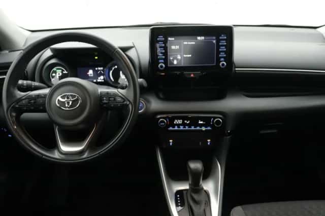 Toyota Yaris (2022) thumbnail 5