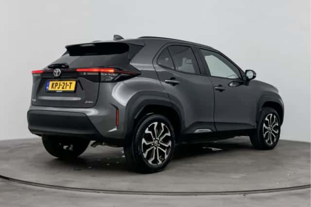 Toyota Yaris_Cross (2025) thumbnail 2