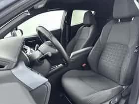Toyota C-HR (2020) thumbnail 14