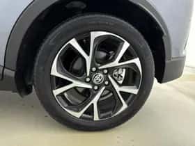Toyota C-HR (2020) thumbnail 21