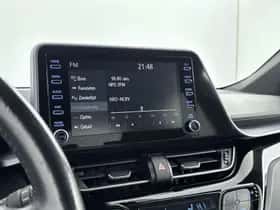 Toyota C-HR (2020) thumbnail 7