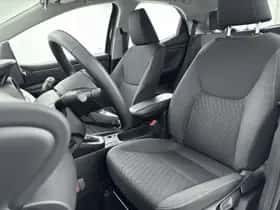 Toyota Yaris (2022) thumbnail 14