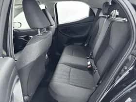 Toyota Yaris (2022) thumbnail 15