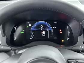 Toyota Yaris_Cross (2026) thumbnail 6