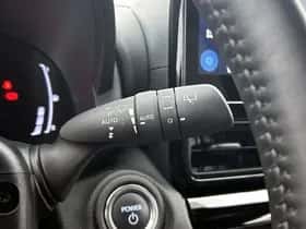 Toyota Yaris_Cross (2025) thumbnail 25