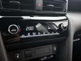 Toyota Yaris_Cross (2025) thumbnail 9