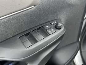Toyota Yaris_Cross (2021) thumbnail 22