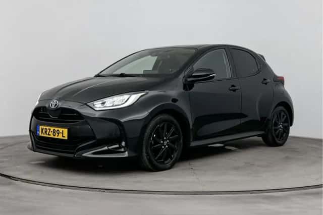 Toyota Yaris (2022) thumbnail 1