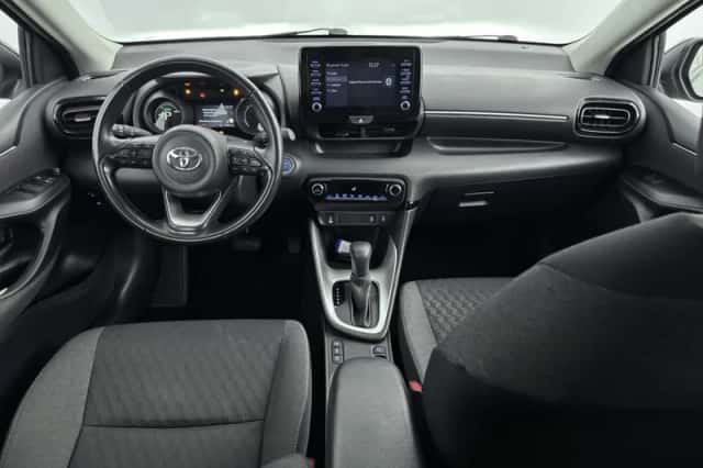 Toyota Yaris (2022) thumbnail 5