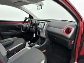 Toyota Aygo (2020) thumbnail 11