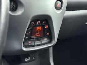 Toyota Aygo (2020) thumbnail 14