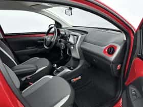 Toyota Aygo (2020) thumbnail 42