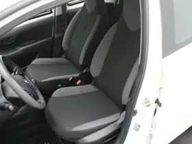Toyota Aygo (2020) thumbnail 27