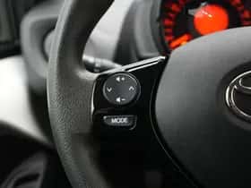 Toyota Aygo (2020) thumbnail 4