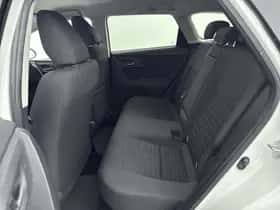 Toyota Auris (2016) thumbnail 14