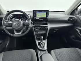 Toyota Yaris_Cross (2023) thumbnail 4