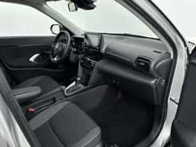 Toyota Yaris_Cross (2023) thumbnail 6