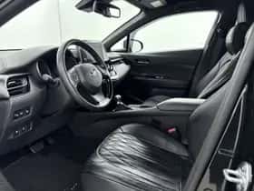 Toyota C-HR (2023) thumbnail 27