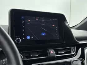 Toyota C-HR (2023) thumbnail 9