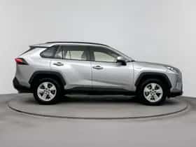 Toyota RAV4 (2021) thumbnail 12