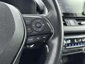 Toyota RAV4 (2021) thumbnail 15
