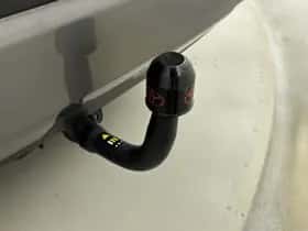Toyota RAV4 (2021) thumbnail 23