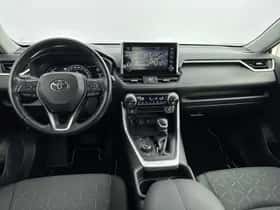 Toyota RAV4 (2021) thumbnail 4