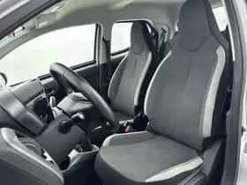 Toyota Aygo (2021) thumbnail 15