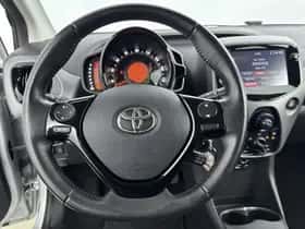 Toyota Aygo (2021) thumbnail 17