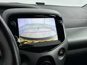 Toyota Aygo (2021) thumbnail 8