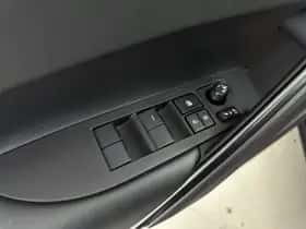 Toyota Corolla_Cross (2026) thumbnail 25