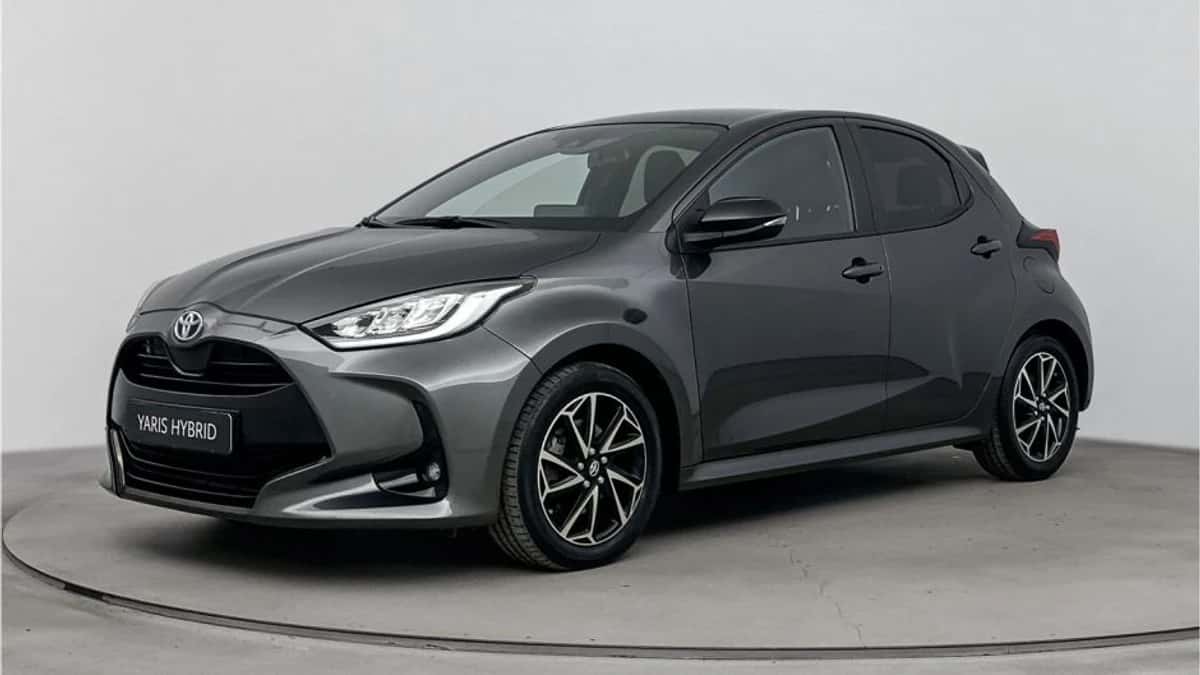Toyota Yaris (2022) — foto 1