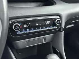 Toyota Yaris (2022) thumbnail 11