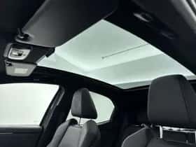 Toyota Yaris (2022) thumbnail 4