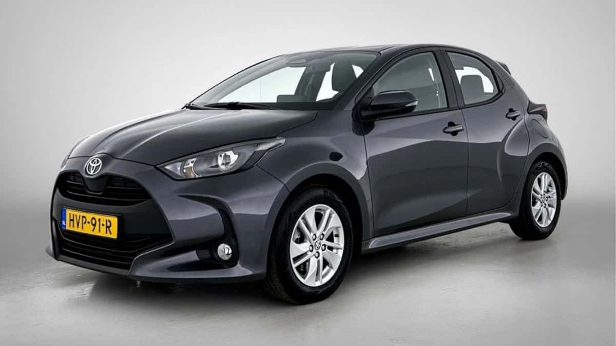 Toyota Yaris (2025) — foto 1