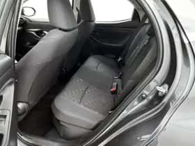Toyota Yaris (2025) thumbnail 16