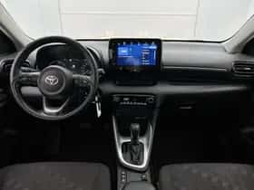 Toyota Yaris (2025) thumbnail 4